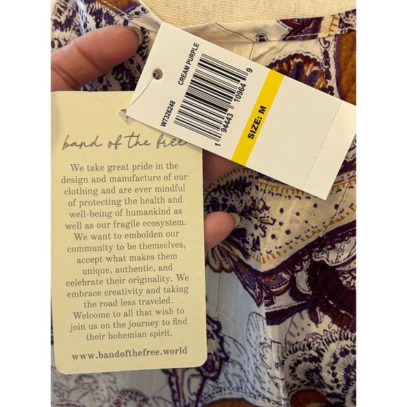 NWT Medium Purple and cream paisley lace crop top - Picture 4 of 4